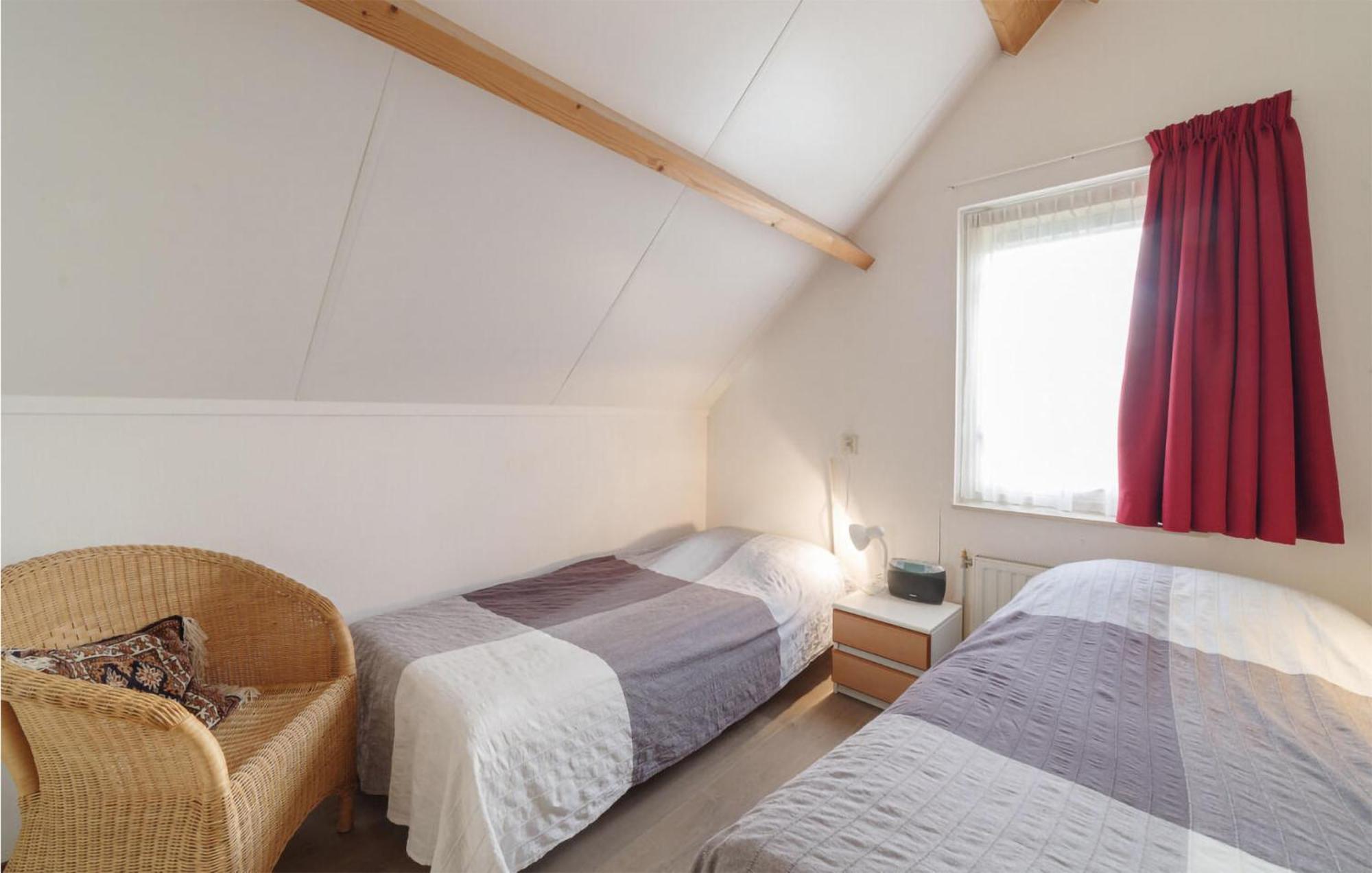 Nice home in Wemeldinge with Sauna, WiFi&4 Bedrooms Buitenkant foto
